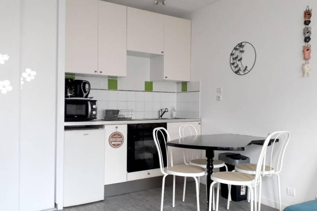 Studio 150M De La Plage Des Demoiselles Saint-Hilaire-de-Riez Buitenkant foto
